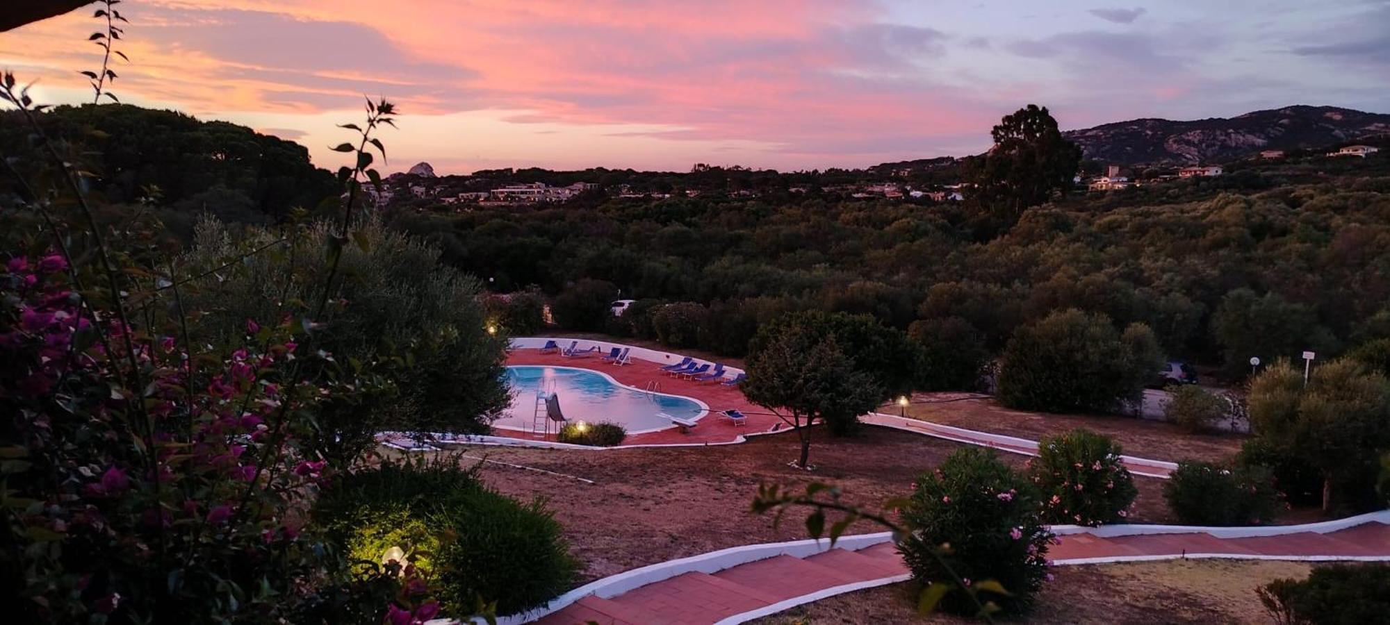 Residence Pinnetta Cala Bitta Baja Sardinia Ngoại thất bức ảnh